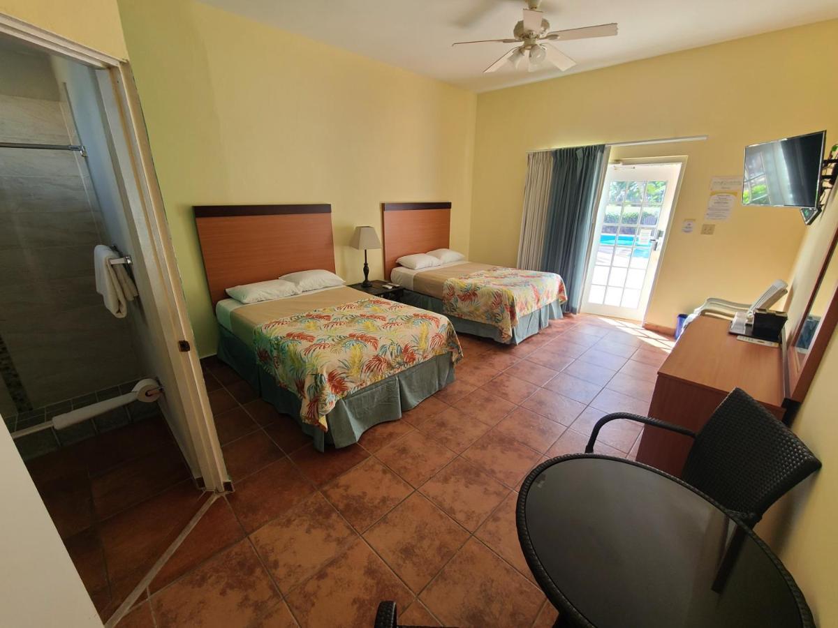 Hotel Lucia Beach Yabucoa Buitenkant foto